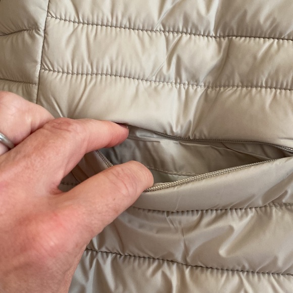 Save The Duck Vest - Picture 2 of 8